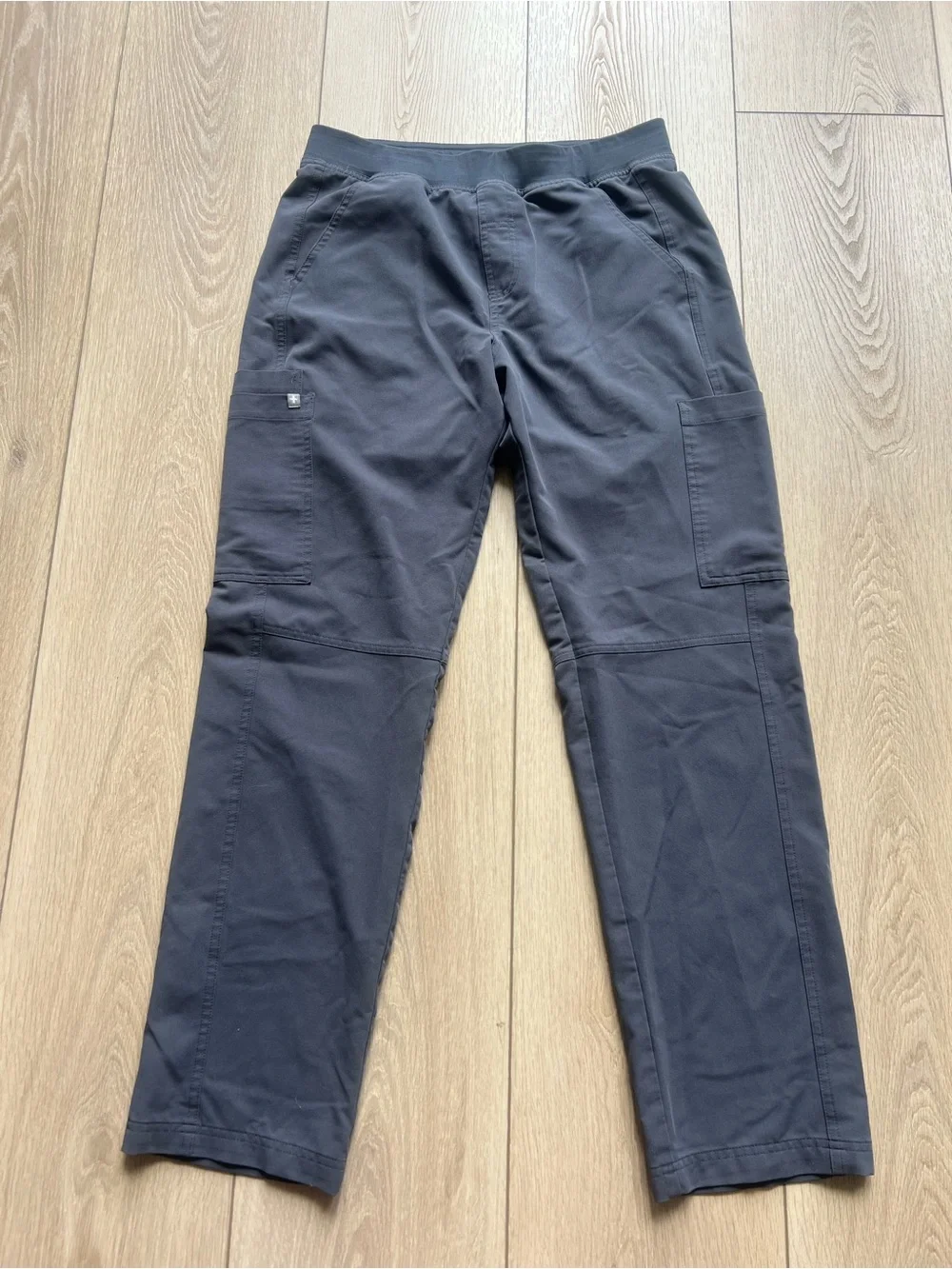Figs Mens Slim Axim Scrub Pants Straight Leg 7 Pocket Charcoal Gray Medium